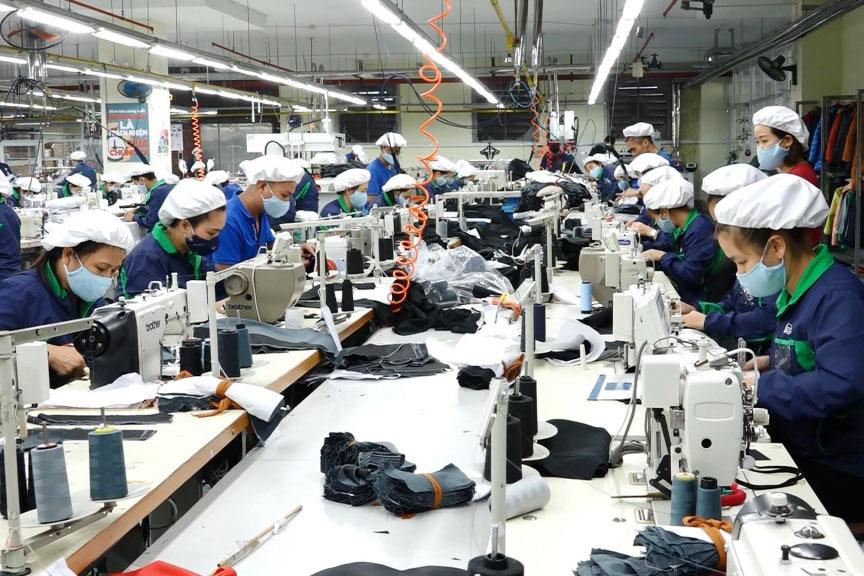 Là địa phương có hơn 7.700 doanh nghiệp, với 4/6 khu công nghiệp đang hoạt động, Thái Nguyên đang triển khai nhiều giải pháp để phòng chống Covid-19 (Ảnh: thainguyentv.vn)