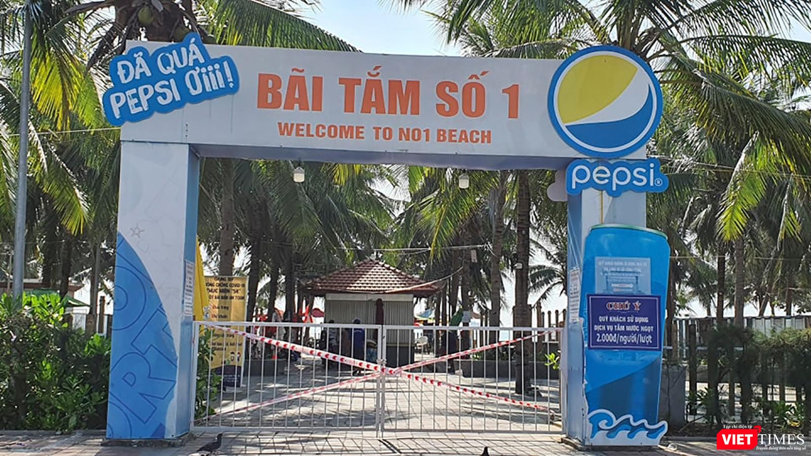 Bãi tắm công cộng cũng đóng cửa