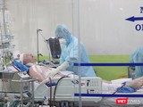 Bệnh nhân 91, phi công người Anh đang được tiếp tục điều trị tích cực tại BV Chợ Rẫy (Ảnh: BVCC)
