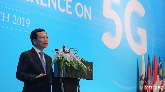 Bộ trưởng Bộ Thông tin & Truyền thông Nguyễn Mạnh Hùng phát biểu khai mạc Hội thảo ASEAN về 5G. 