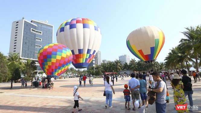 Lễ hội khinh khí cầu Đà Nẵng, một trong những sản phẩm du lịch thu hút du khách đến Đà Nẵng