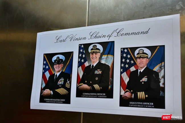 Chiêm ngưỡng tàu sân bay Mỹ USS Carl Vinson đang neo đậu ở Cảng Tiên Sa - ảnh 30