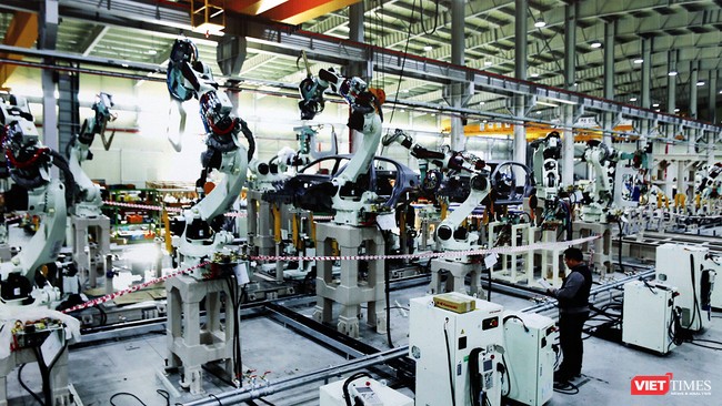 Cận cảnh thi công nhà máy sản xuất ô tô Mazda 12.000 tỷ của Thaco - ảnh 9