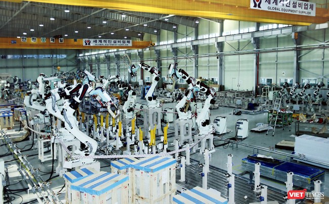 Cận cảnh thi công nhà máy sản xuất ô tô Mazda 12.000 tỷ của Thaco - ảnh 13