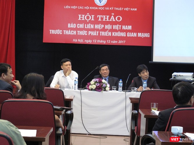 Nhà báo và ứng xử trên không gian mạng - ảnh 1