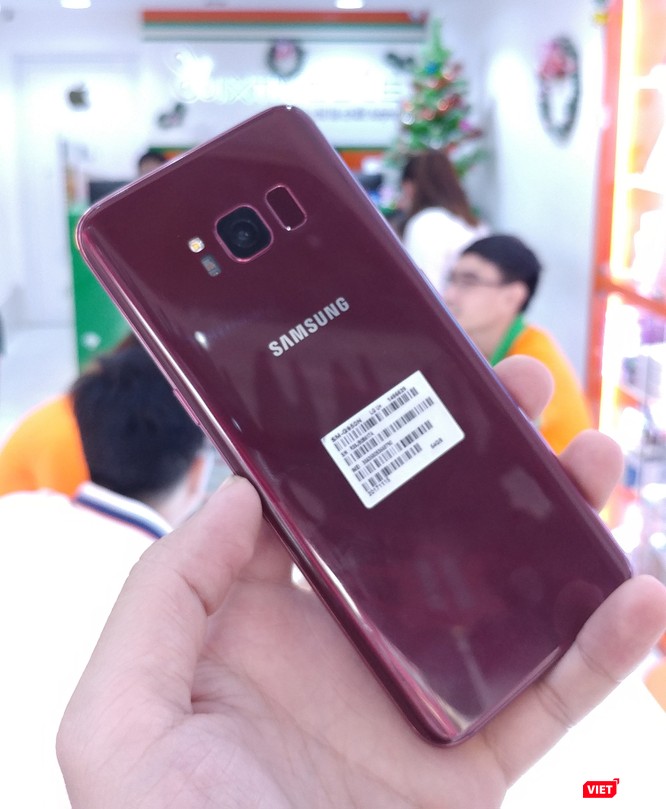 Phiên bản Galaxy S8 màu độc, lạ, xuất hiện tại Việt Nam - ảnh 1