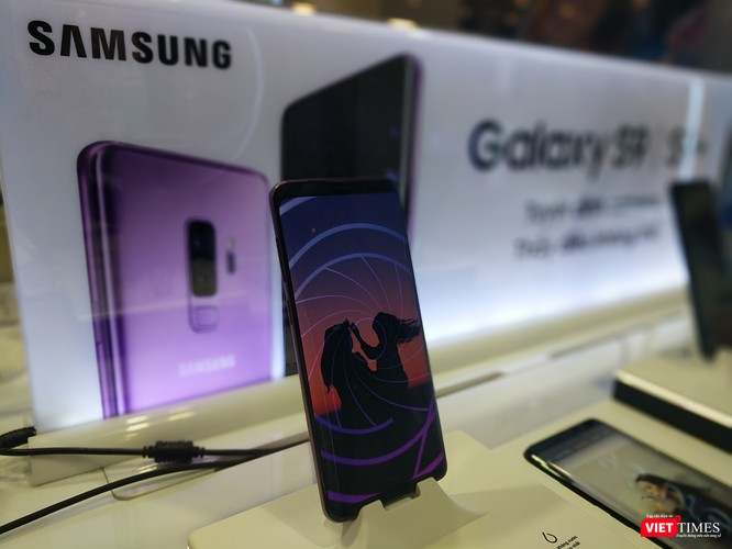Galaxy S9/S9+ trong ngày mở bán chính thức đầu tiên tại Việt Nam ảnh 3