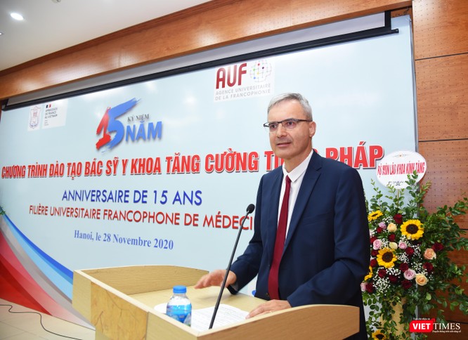 15 năm đào tạo bác sĩ y khoa bằng tiếng Pháp: Hơn 100 sinh viên được học bổng ở Pháp và nhiều nước ảnh 2