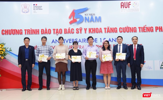15 năm đào tạo bác sĩ y khoa bằng tiếng Pháp: Hơn 100 sinh viên được học bổng ở Pháp và nhiều nước ảnh 5