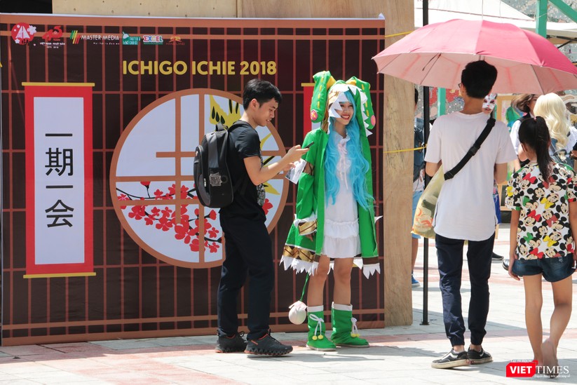 Rực rỡ sắc màu các bộ trang phục Cosplay trong lễ hội văn hóa Nhật Bản “Ichigo Ichie 2018” tại Hà Nội - ảnh 1