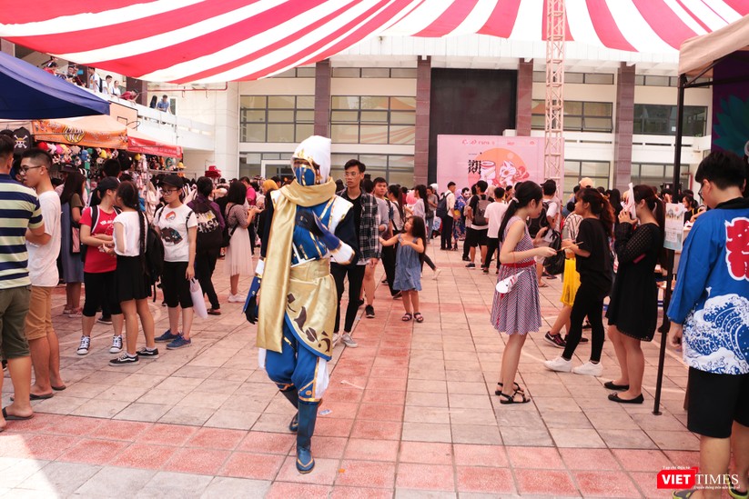 Rực rỡ sắc màu các bộ trang phục Cosplay trong lễ hội văn hóa Nhật Bản “Ichigo Ichie 2018” tại Hà Nội - ảnh 3