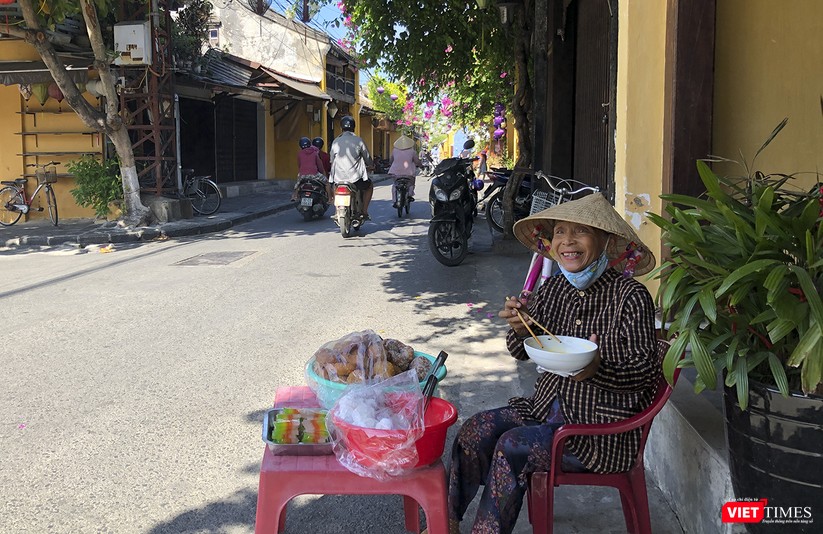 Ảnh: Hội An bình yên sau "cơn bão" COVID-19 ảnh 38