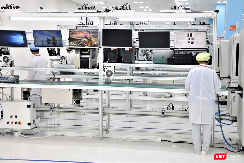 Khám phá nhà máy sản xuất thiết bị điện tử thông minh Vsmart - ảnh 27