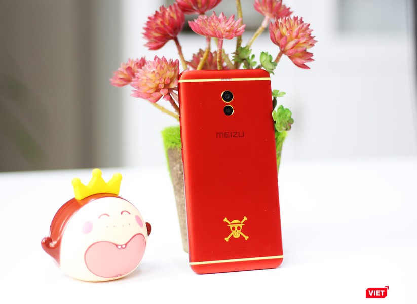 Trải nghiệm điện thoại “dị” Meizu M6 Note phiên bản Hải tặc ảnh 3