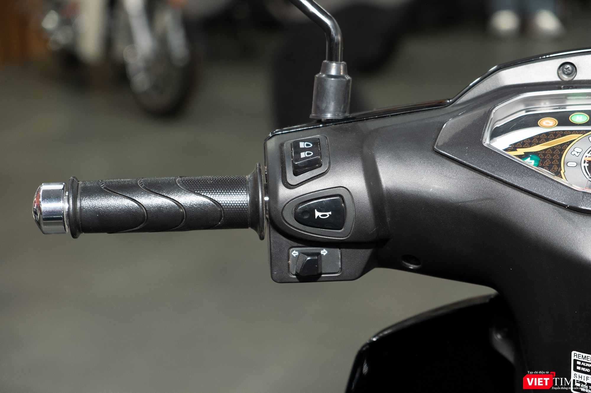 vt-Honda Dream NCX “phiên bản” Campuchia cập bến Việt Nam, giá từ 148 triệu đồng - Ảnh 6.jpg