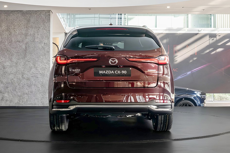 Cận cảnh bộ đôi SUV 'cận sang' vừa được Mazda giới thiệu tại Việt Nam, có động cơ hybrid cắm sạc - Ảnh 8.jpg