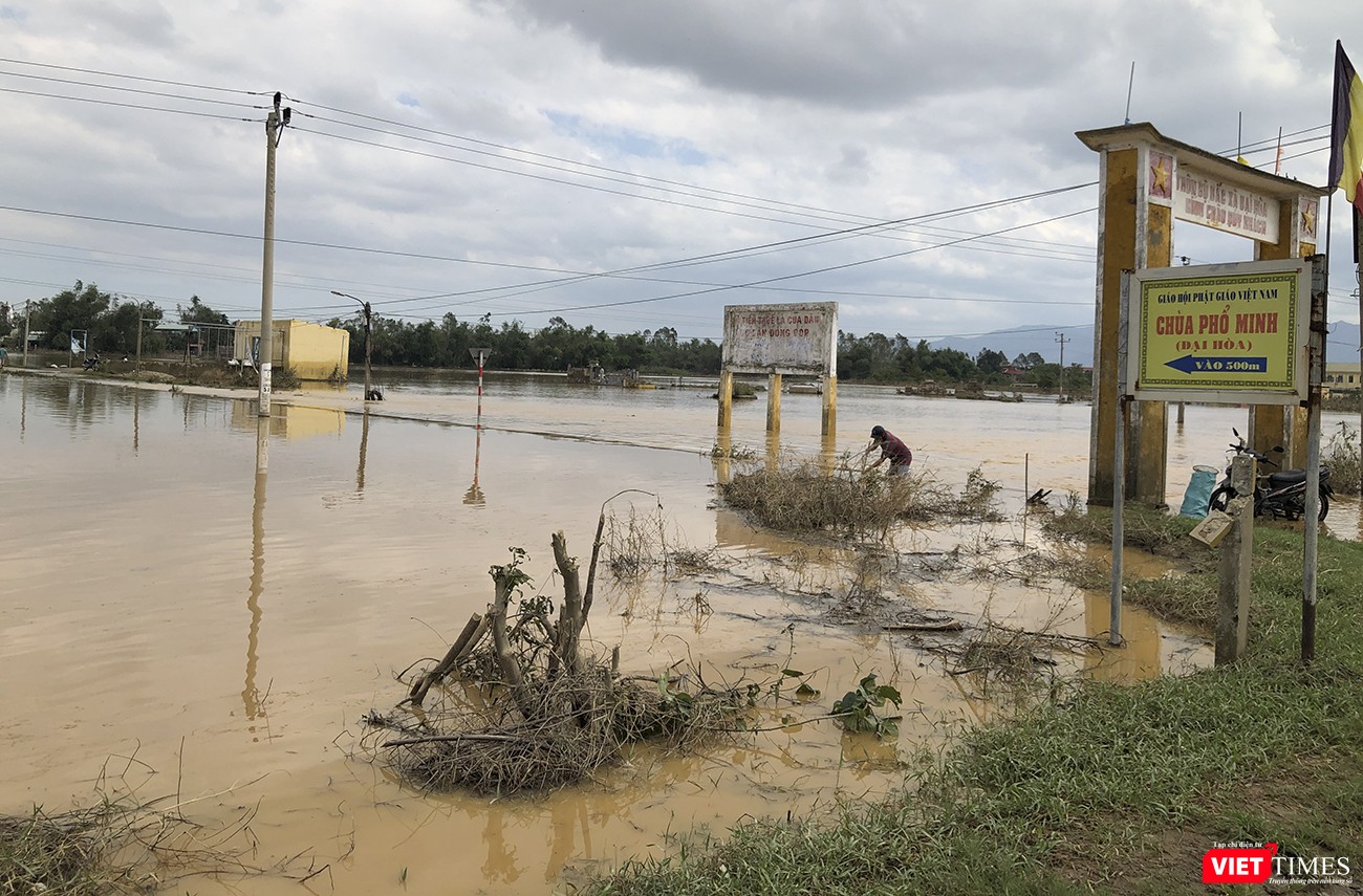 Khu vực xã Đại Cường (huyện Đại Lộc) mênh mông nước