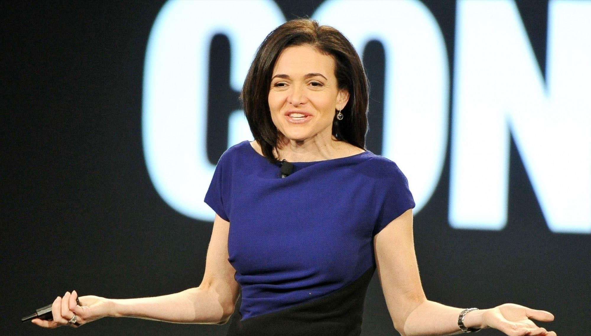 Là một trong 19 nữ tỷ phú tự thân ở Mỹ, Sheryl Sandberg là một nhà lãnh đạo xuất sắc, một hình mẫu của phụ nữ toàn cầu. 