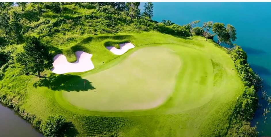 hố 4 par 3.png