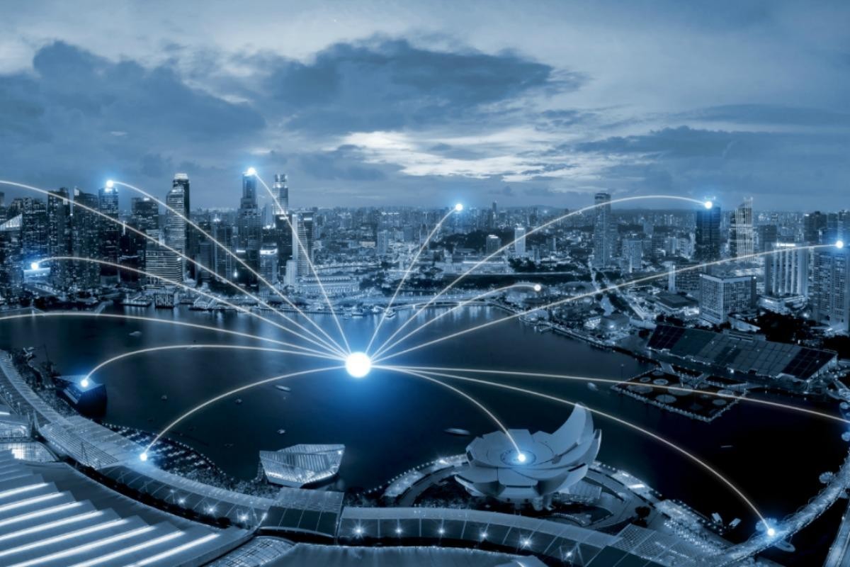 Singapore đang thực hiện nhiều chương trình hỗ trợ doanh nghiệp chuyển đổi số (Ảnh: Smartcitiesworld.ney)