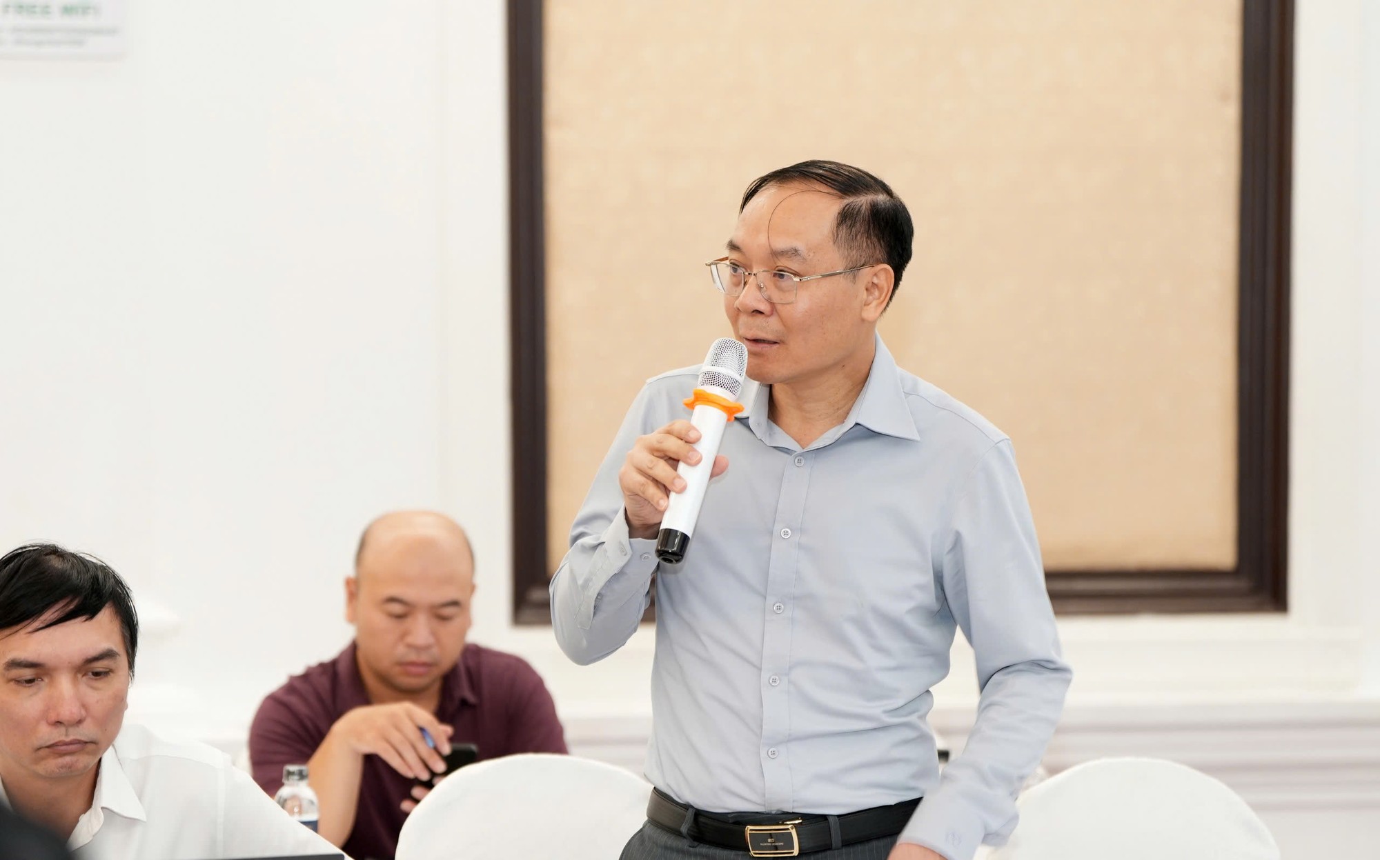 Ông Võ Anh Tuấn, Phó Cục trưởng Cục Quản lý đất đai, Bộ NN&MT cho biết Bộ trong thời gian qua đã tích cực triển khai xây dựng dự thảo Luật Đất đai 2024 sửa đổi, dự kiến trình Quốc hội trong kỳ họp tháng 10 năm nay z6925474738454_b77dba4c9511fa6c60656be7d9359701.jpg