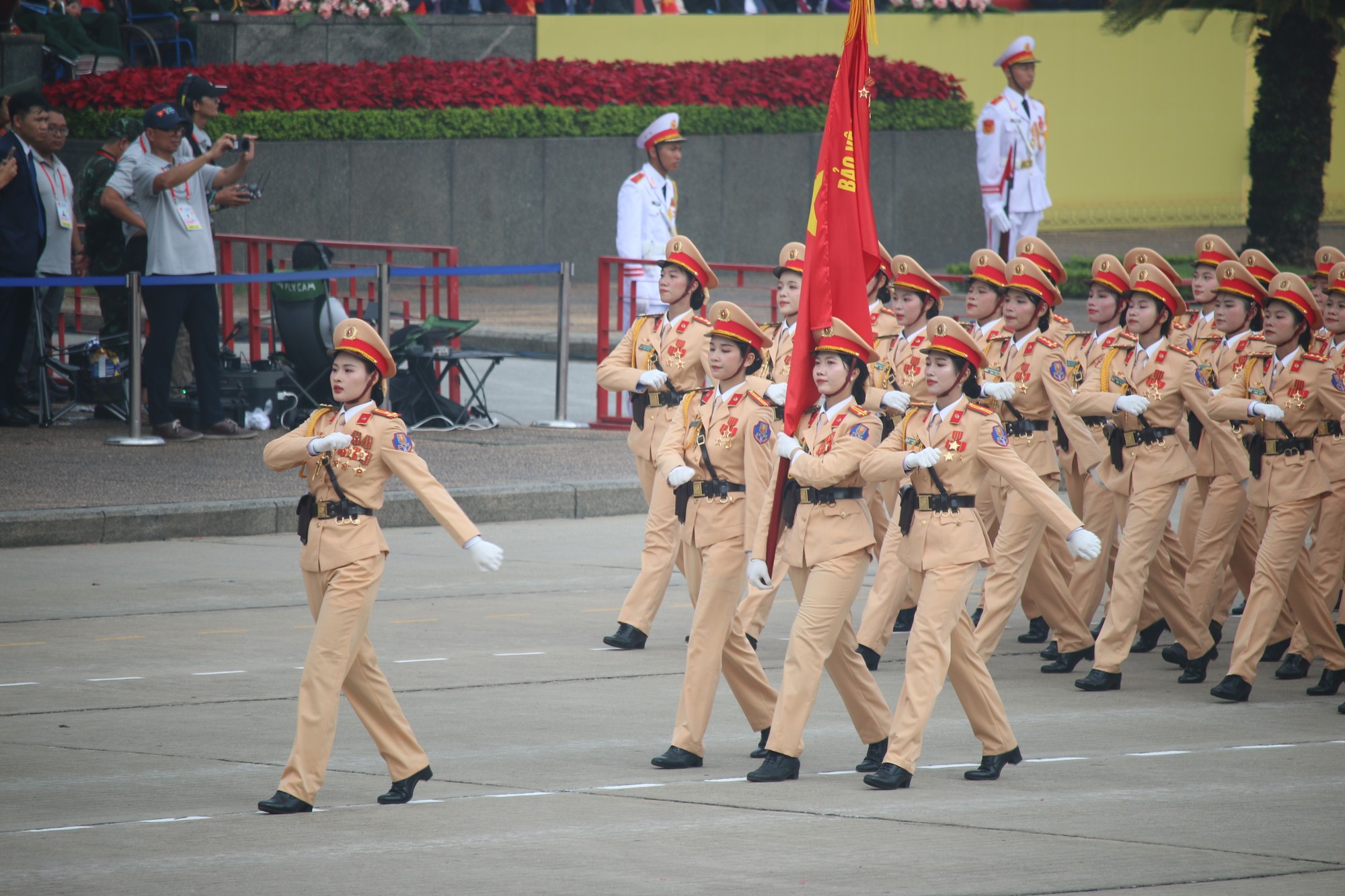 Khối nữ CSGT IMG_5342.JPG