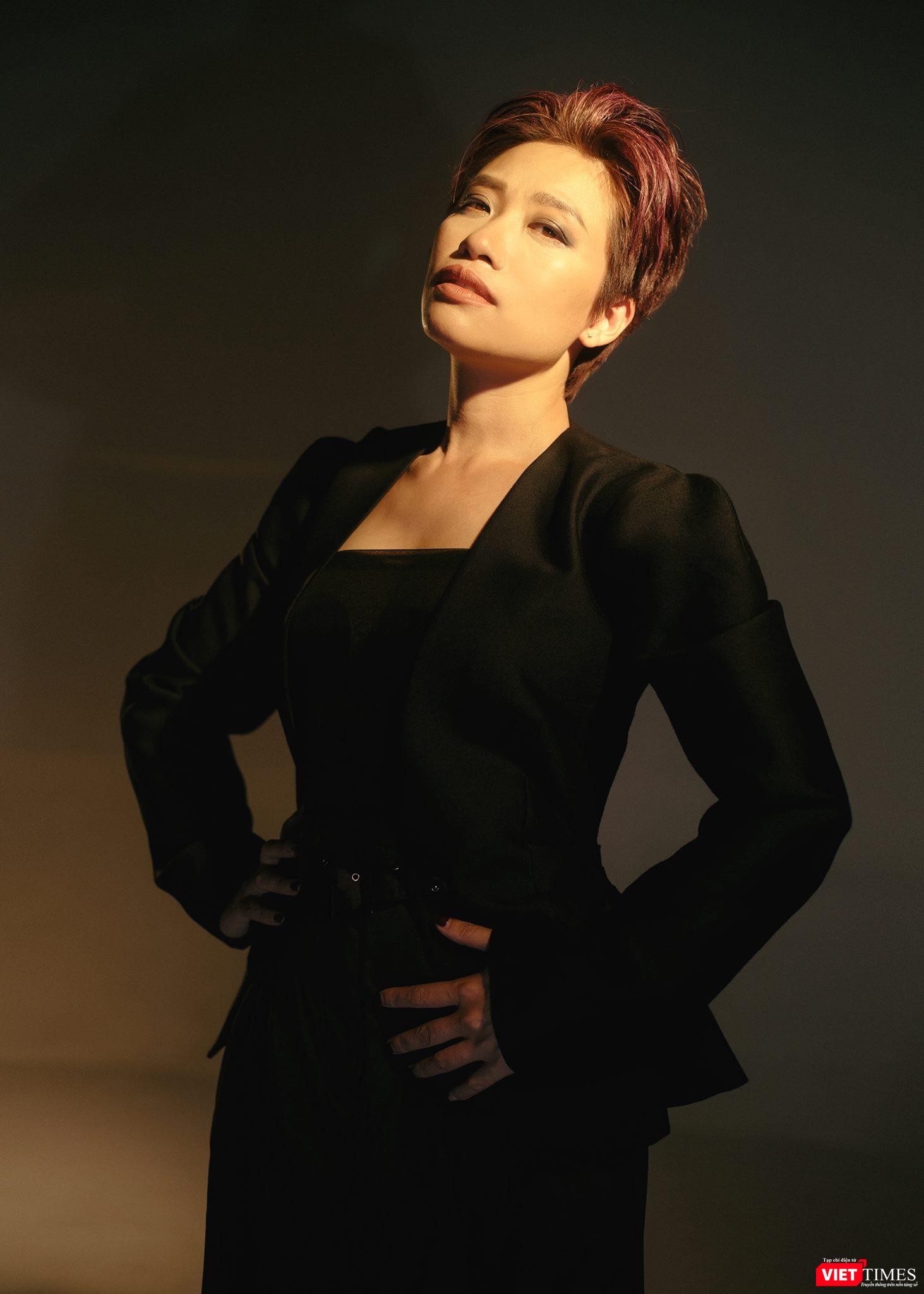 Giám đốc Nhà hát Nhạc Vũ Kịch Việt Nam - NSƯT Trần Ly Ly