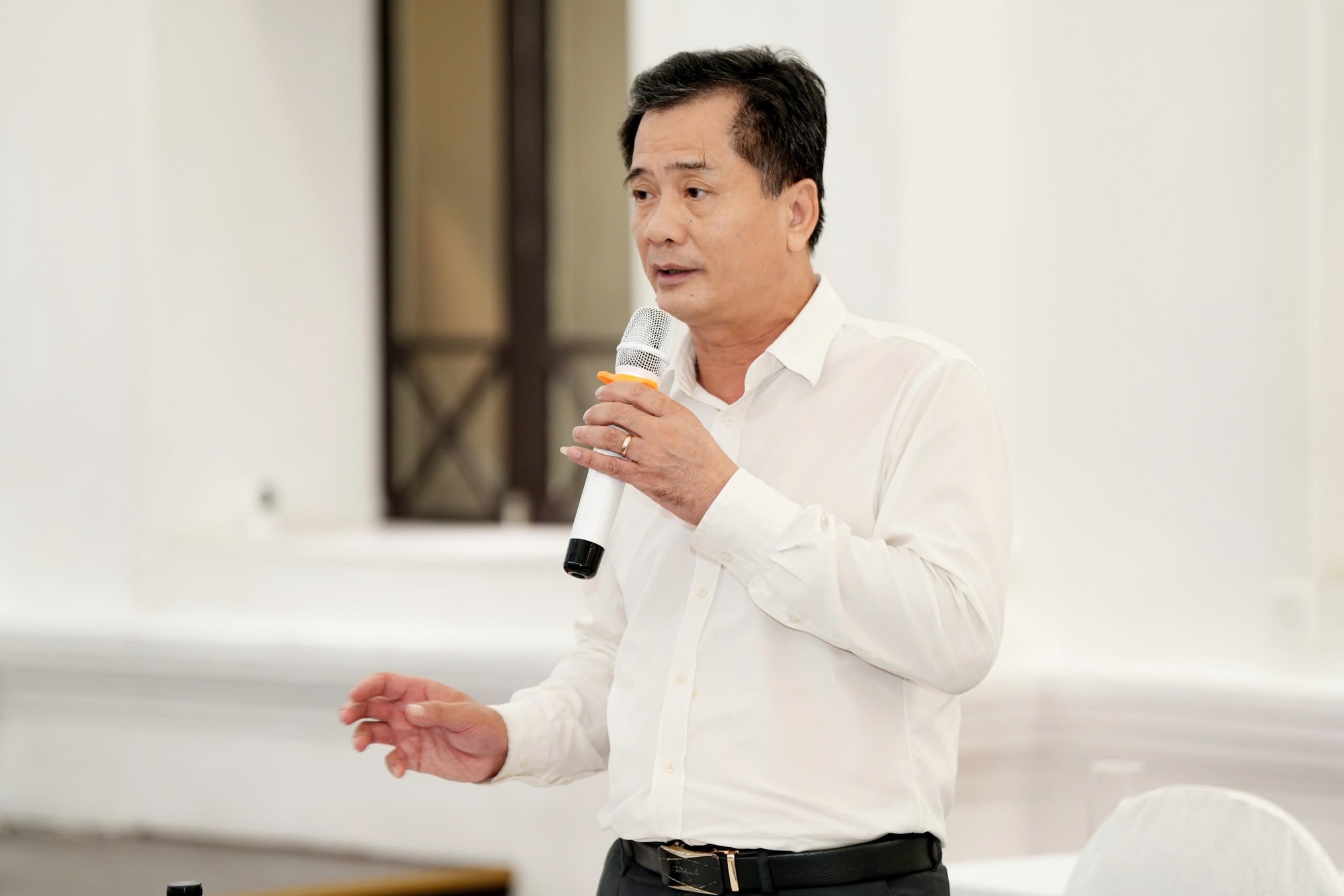 Ông Nguyễn Văn Đính, Phó Chủ tịch Hiệp hội Bất động sản Việt Nam (VNREA), phát biểu tại hội thảo. z6925720655646_86e614ab5408829053250550927c03dd.jpg