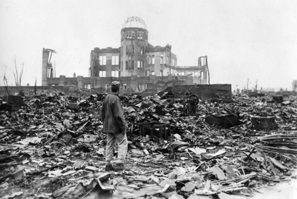 Những quả bom hạt nhân thả xuống Hiroshima và Nagasaki vào tháng 8/1945 vẫn là những quả bom duy nhất được sử dụng trong thời chiến. Ảnh: Getty.. Hơn 2.000 vũ khí hạt nhân đã được kích nổ trong 80 năm qua Nỗi ám ảnh vẫn chưa kết thúc 4.png