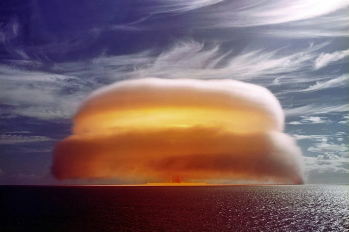 Vụ thử hạt nhân này, có mật danh là Dione, là vụ nổ 34 kiloton do Pháp thực hiện tại đảo san hô Mururoa, còn được gọi là Aopuni. Ảnh: Getty. Hơn 2.000 vũ khí hạt nhân đã được kích nổ trong 80 năm qua Nỗi ám ảnh vẫn chưa kết thúc 8.png