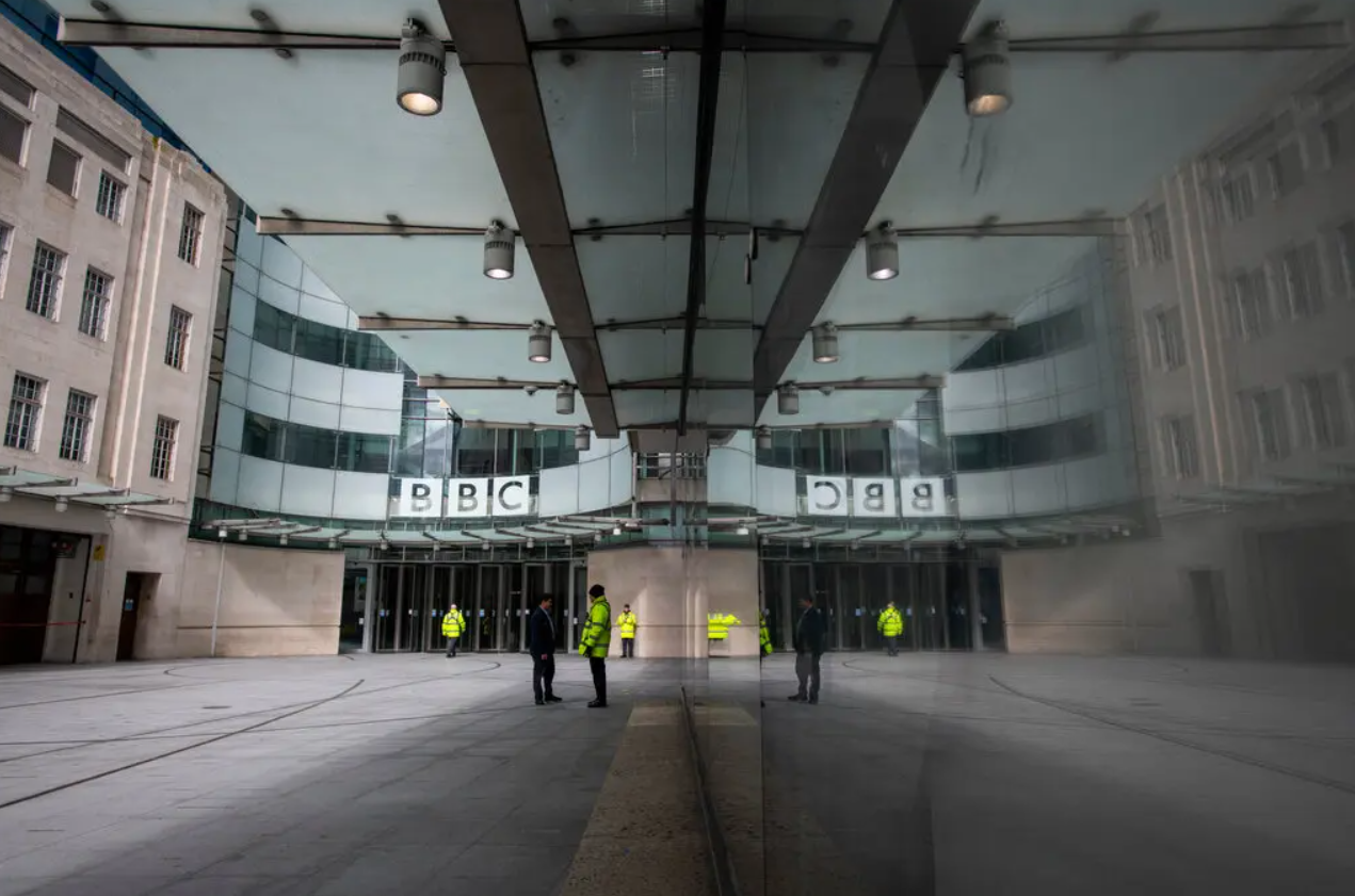 Bê bối chấn động BBC Hai lãnh đạo cấp cao rời ghế vì cáo buộc cắt ghép phát biểu của ông Trump 2.png