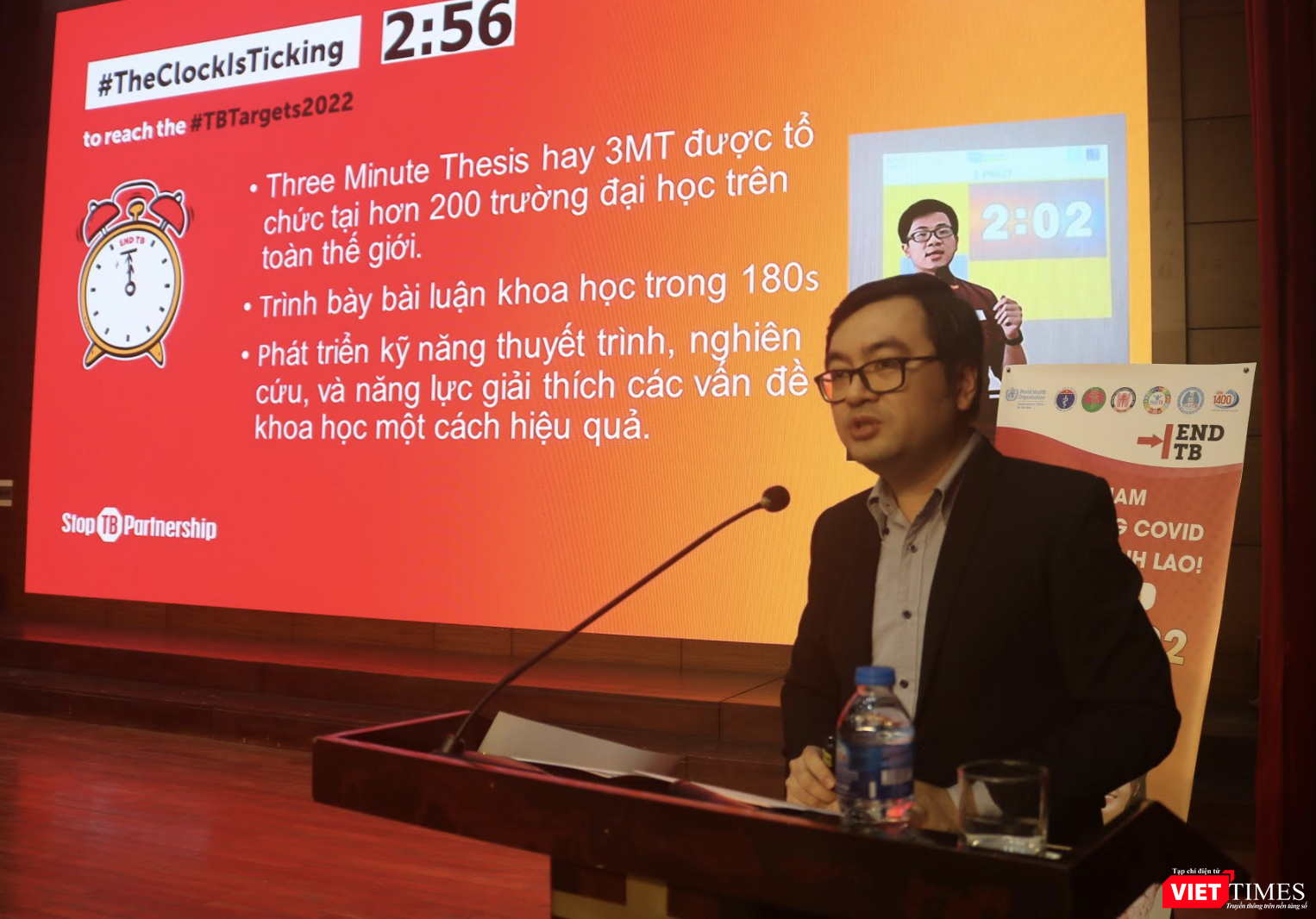 TS. BS. Vũ Quốc Đạt - giảng viên bộ môn Truyền nhiễm, Trường Đại học Y Hà Nội (Ảnh - Minh Thuý)