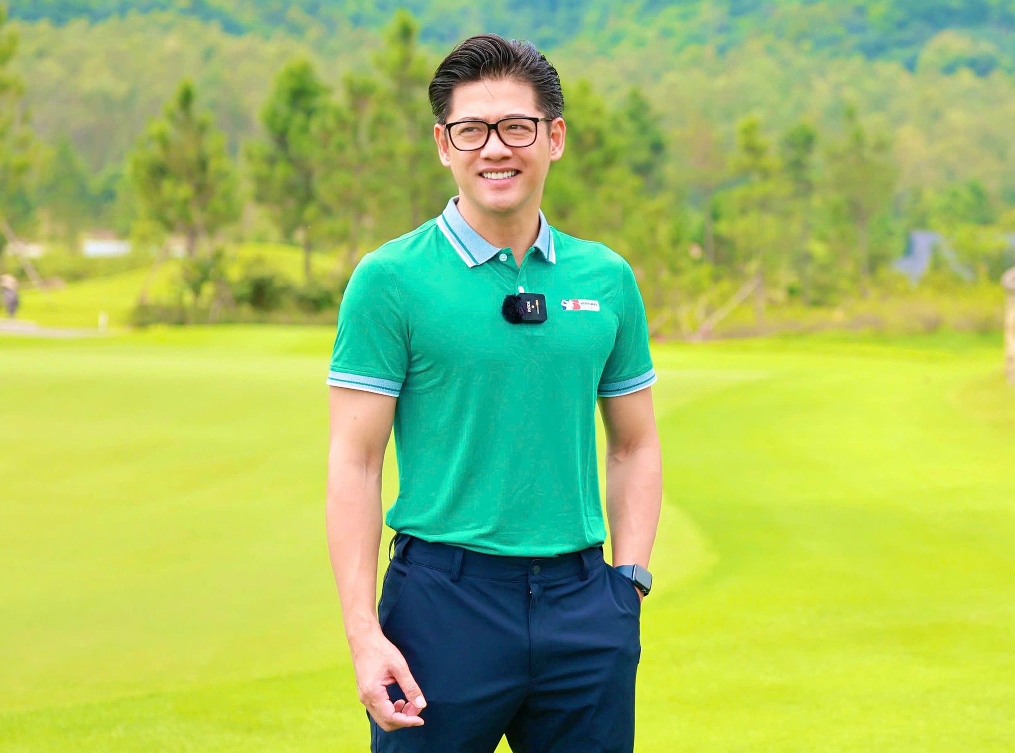 Diễn viên Hải Anh tên thật là Lê Hải Anh, sinh năm 1979. Anh từng đoạt giải vàng Siêu mẫu Việt Nam 2004 Diễn viên Hải Anh tên thật là Lê Hải Anh, sinh năm 1979. Anh từng đoạt giải vàng Siêu mẫu Việt Nam 2004