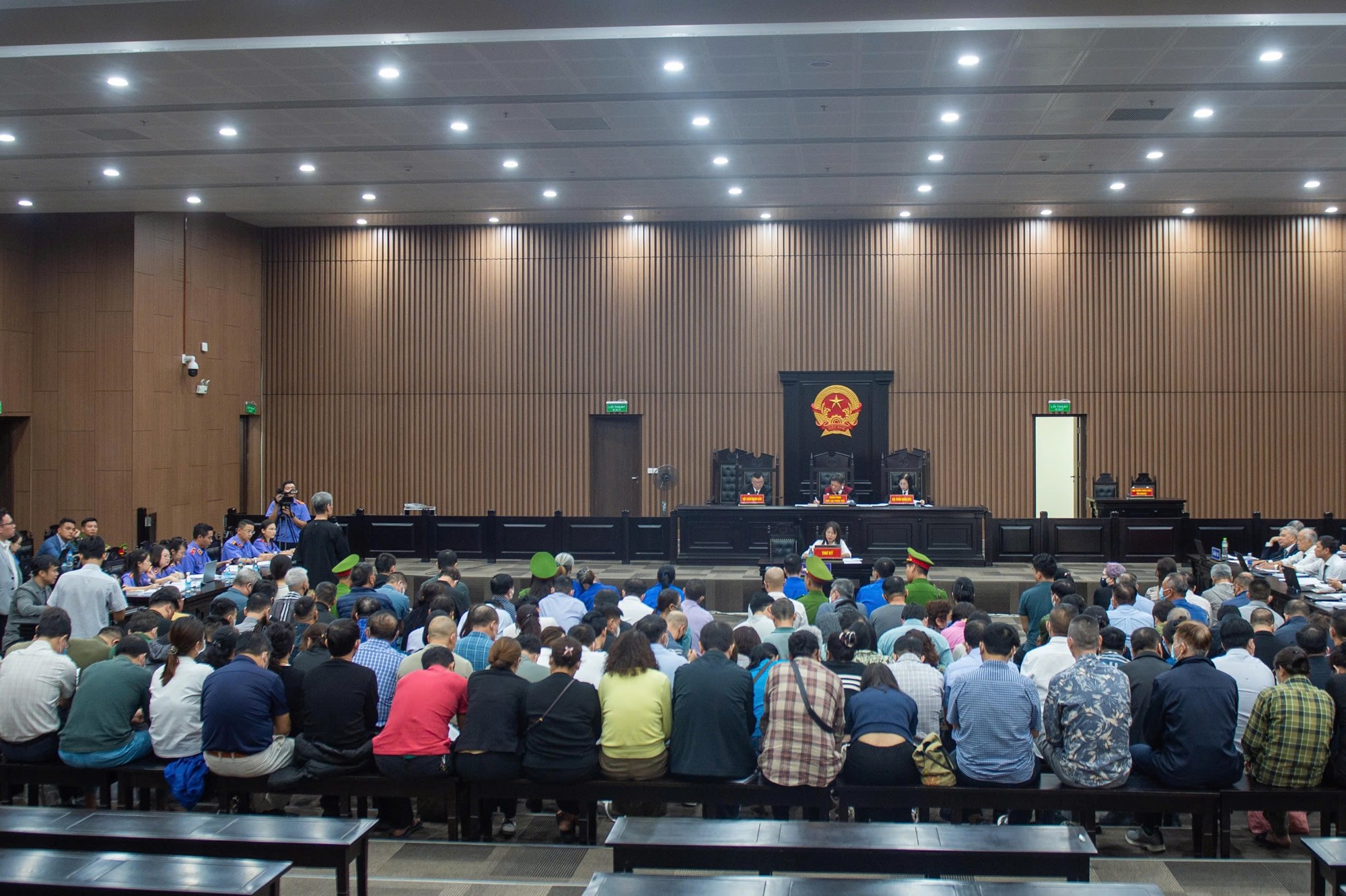Toàn cảnh phiên xét xử. Ảnh: Nguyễn Hưng. Anh 1.jpeg