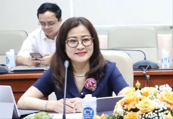 Bà Trần Thị Trang - Vụ trưởng Vụ Bảo hiểm y tế (Bộ Y tế). 6-6 BHYT2.jpg
