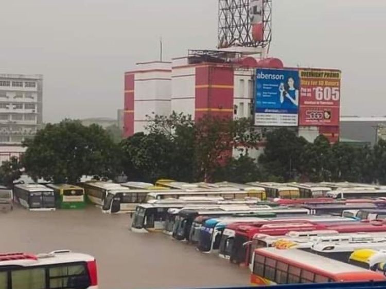 Scenes-from-a-flooded-bus-terminal-in-Naga-City_192b7a09f16_large.jpg