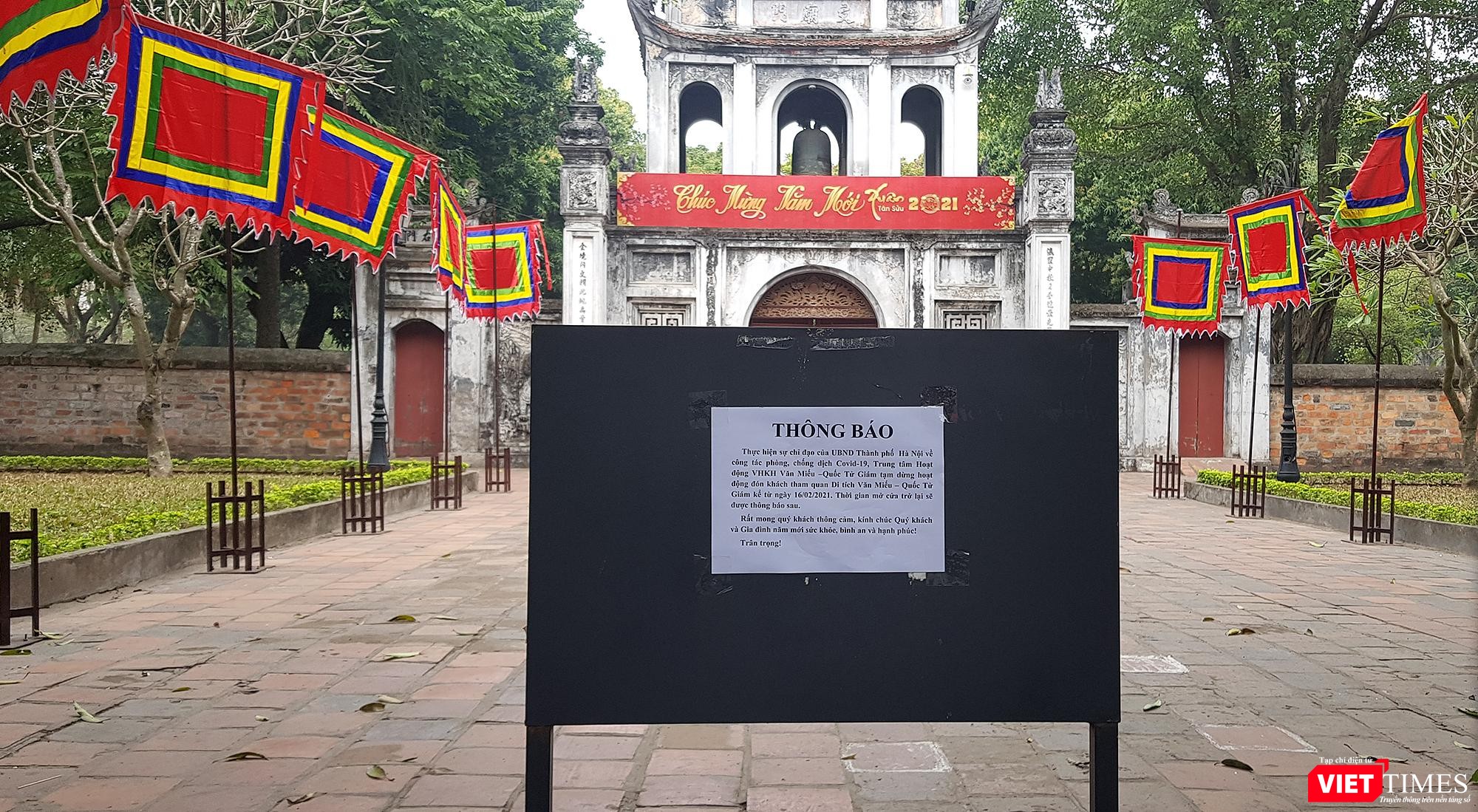 Hình ảnh đền chùa và quán xá Hà Nội chiều mùng 5 Tết ảnh 10