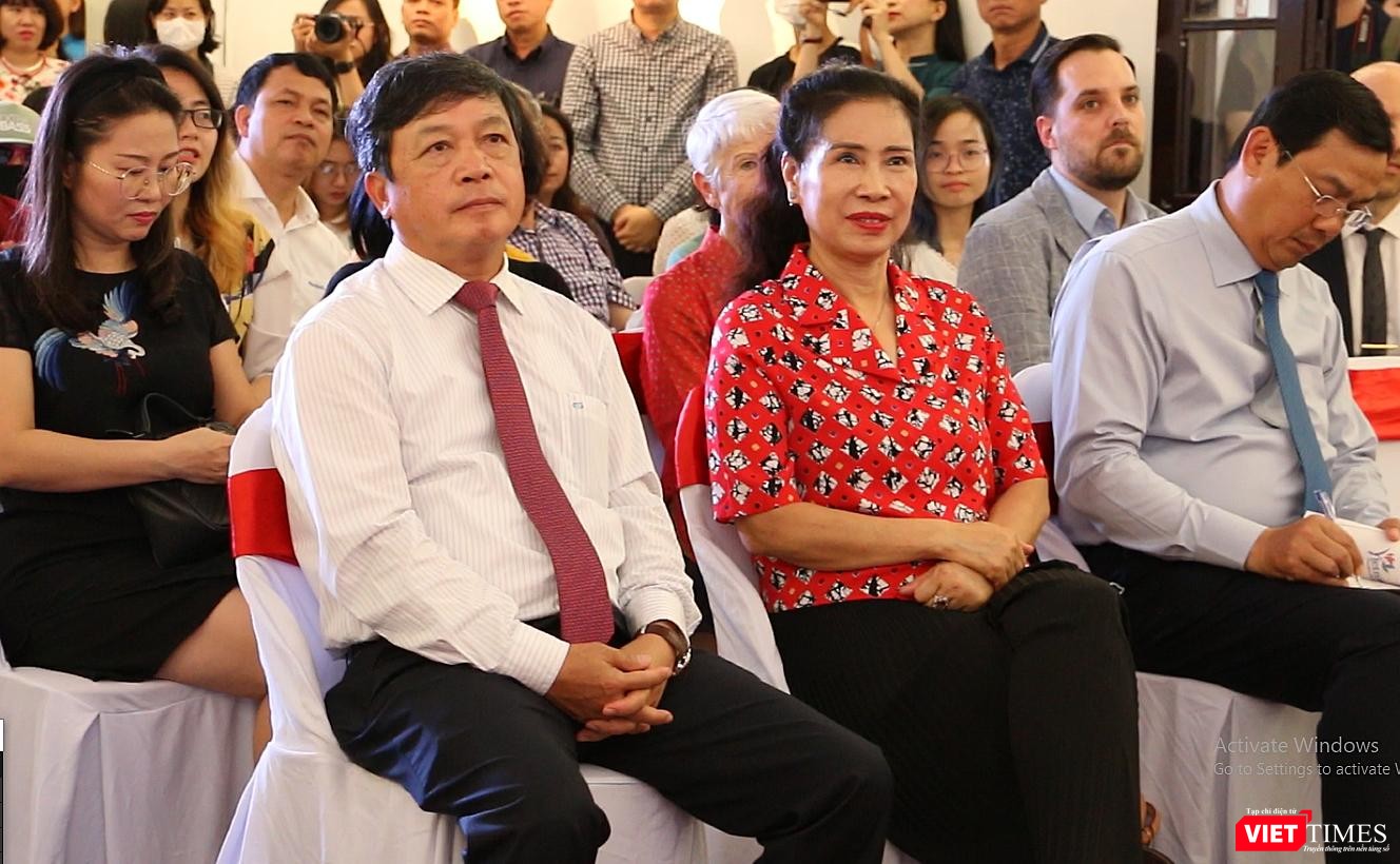 Thứ trưởng Bộ VH-TT-DL Đoàn Văn Việt và nguyên Thứ trưởng Đặng Thị Bích Liên