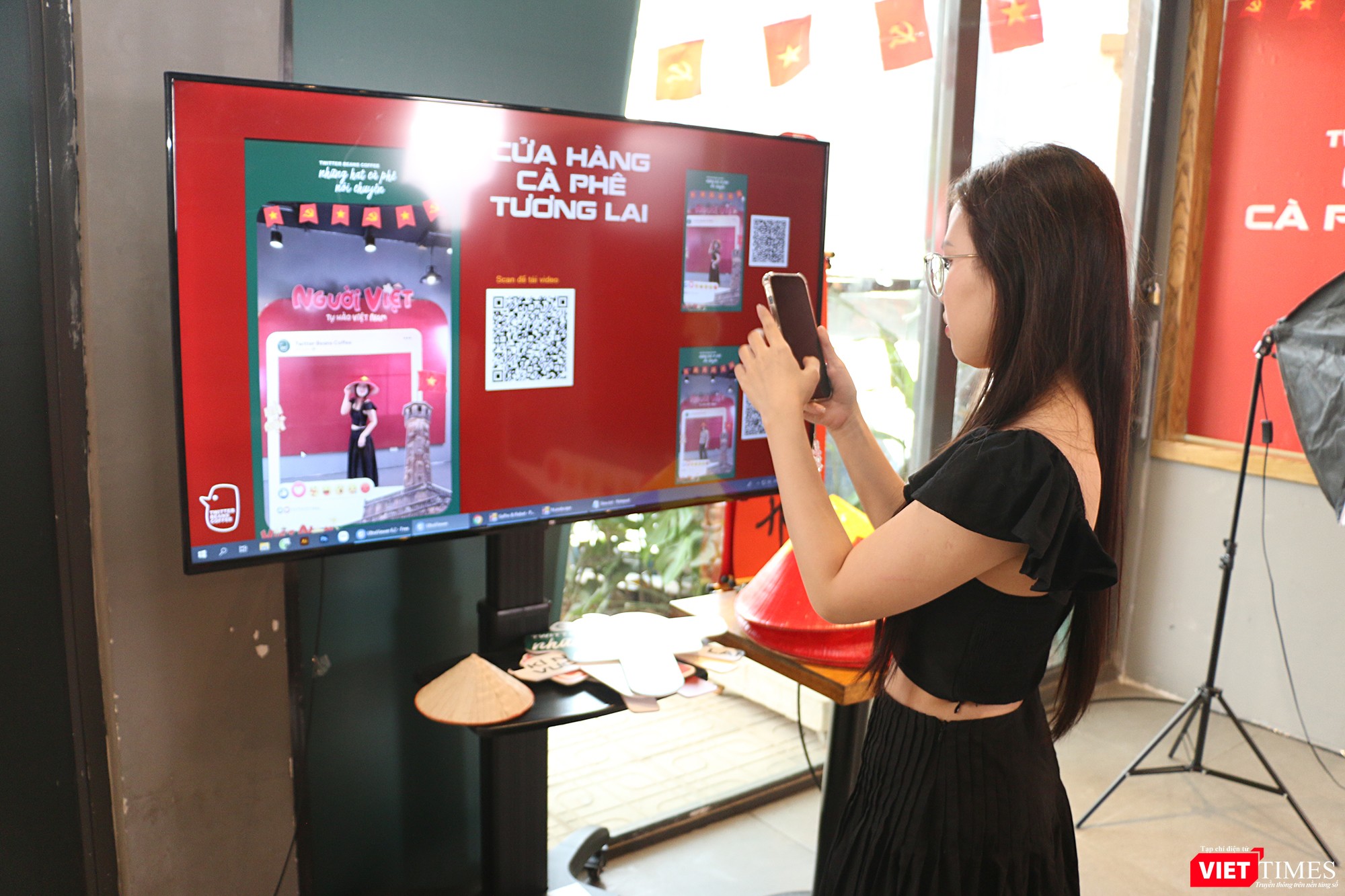 vt_robot coffee 9.jpg