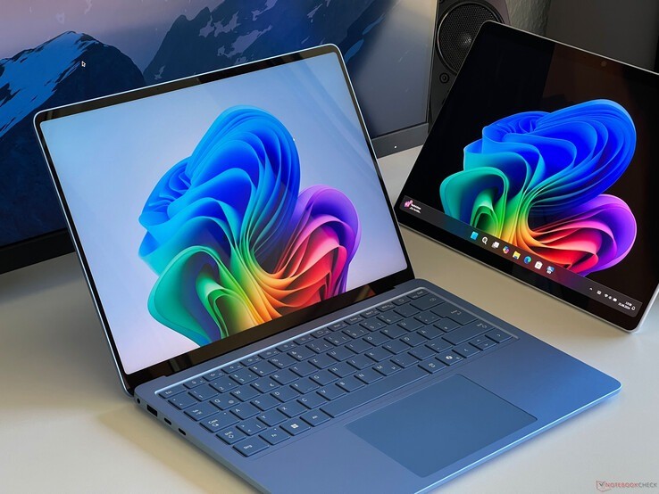Microsoft Surface 7. Ảnh: LaptopNow