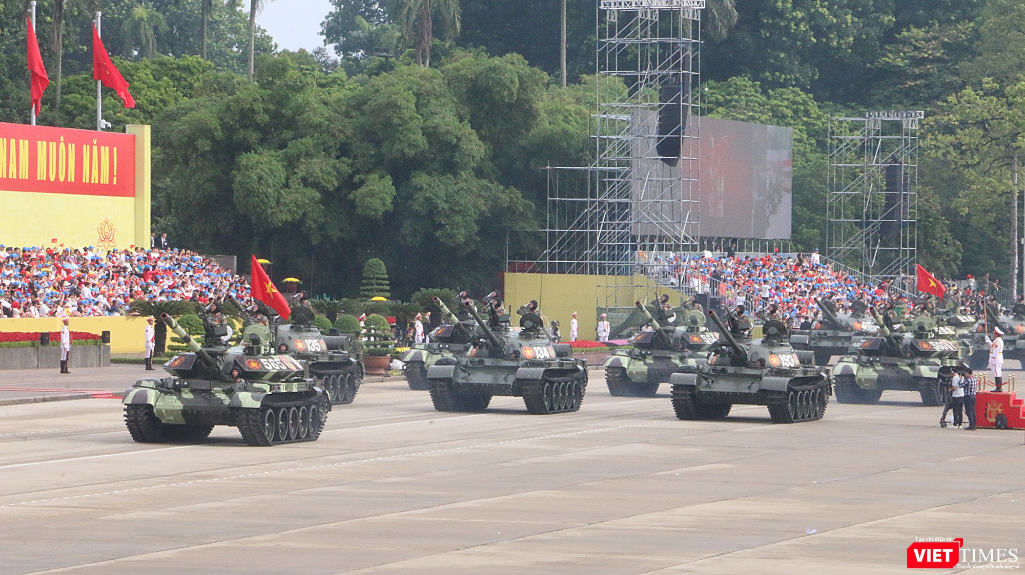 Dàn khí tài của Quân đội nhân dân Việt Nam trình diễn tại Đại lễ 