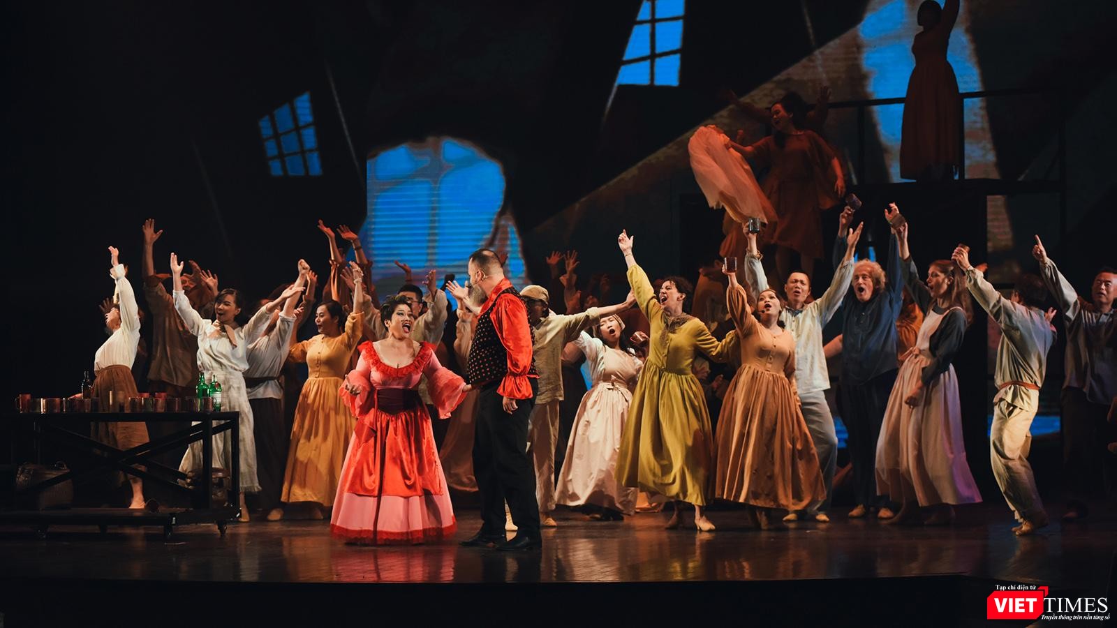 “Những người khốn khổ” của Nhà hát Nhạc Vũ kịch Việt Nam vừa có 10 đêm diễn “cháy vé” - Ảnh: VNOB