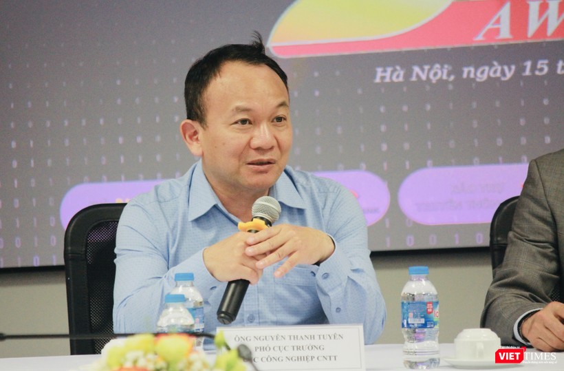 Sau 6 tháng phát động, Ban Tổ chức đã tiếp cận hơn 15.000 cơ quan, tổ chức và doanh nghiệp, tiếp nhận hơn 400 hồ sơ đề cử – con số cao nhất từ trước tới nay. Ông Nguyễn Thanh Tuyên, Phó Cục trưởng Cục Công nghiệp CNTT (Bộ KH&amp;CN), Chủ tịch Hội đồng sơ khảo VDA chia sẻ rằng chất lượng hồ sơ tham gia giải thưởng chuyển đổi số rất tốt, nhìn chung các doanh nghiệp tham gia chuẩn bị hồ sơ rất đầy đủ thông tin.