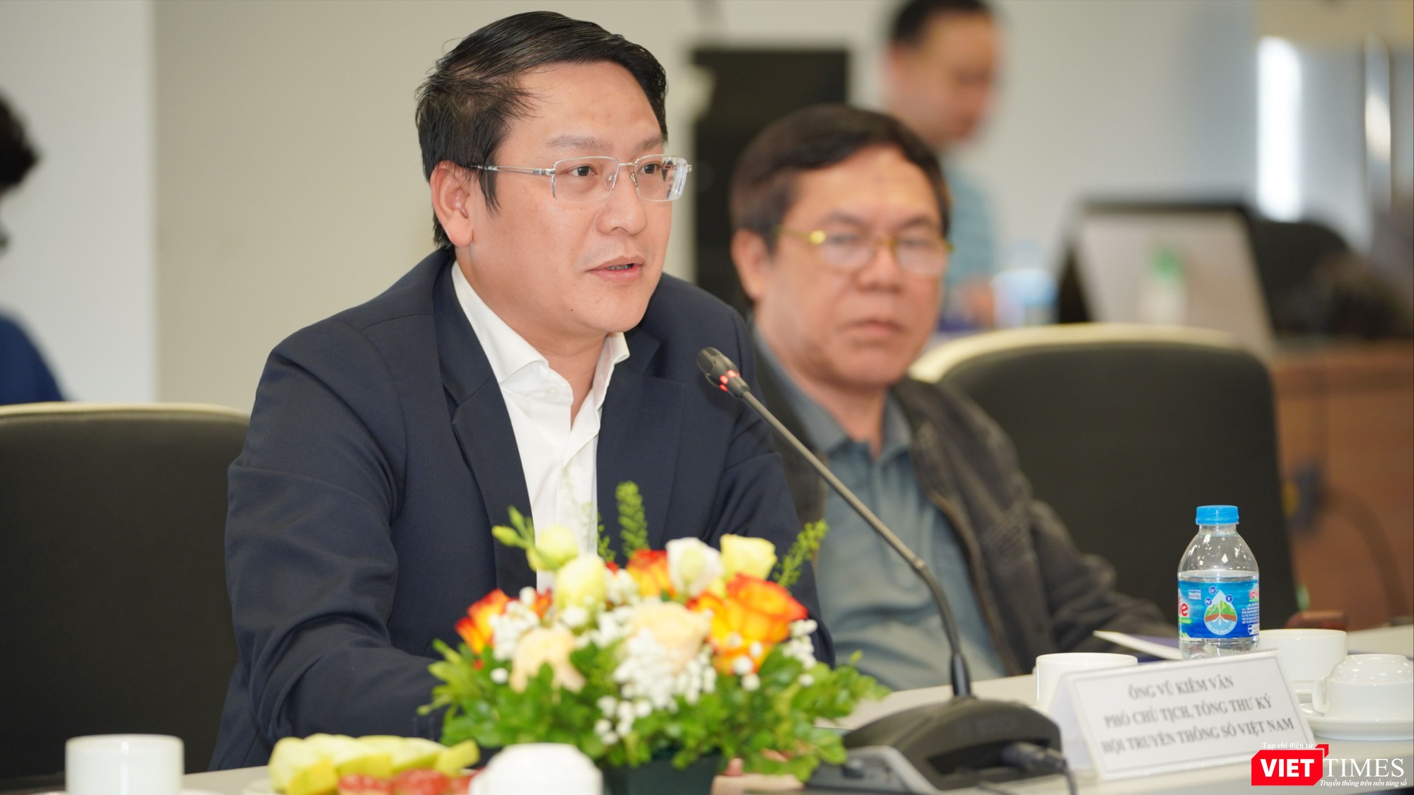 Nêu ra hàng loạt những đóng góp hiệu quả thiết thực của các cơ quan, doanh nghiệp, giải pháp được vinh danh tại Giải thưởng Chuyển đổi số Việt Nam qua các mùa giải, ông Vũ Kiêm Văn, Phó Chủ tịch, Tổng thư ký Hội Truyền thông số Việt Nam chia sẻ rằng Giải thưởng VDA đã có những đóng góp tích cực thúc đẩy sự phát triển kinh tế số, xã hội số, chính phủ số của Việt Nam.