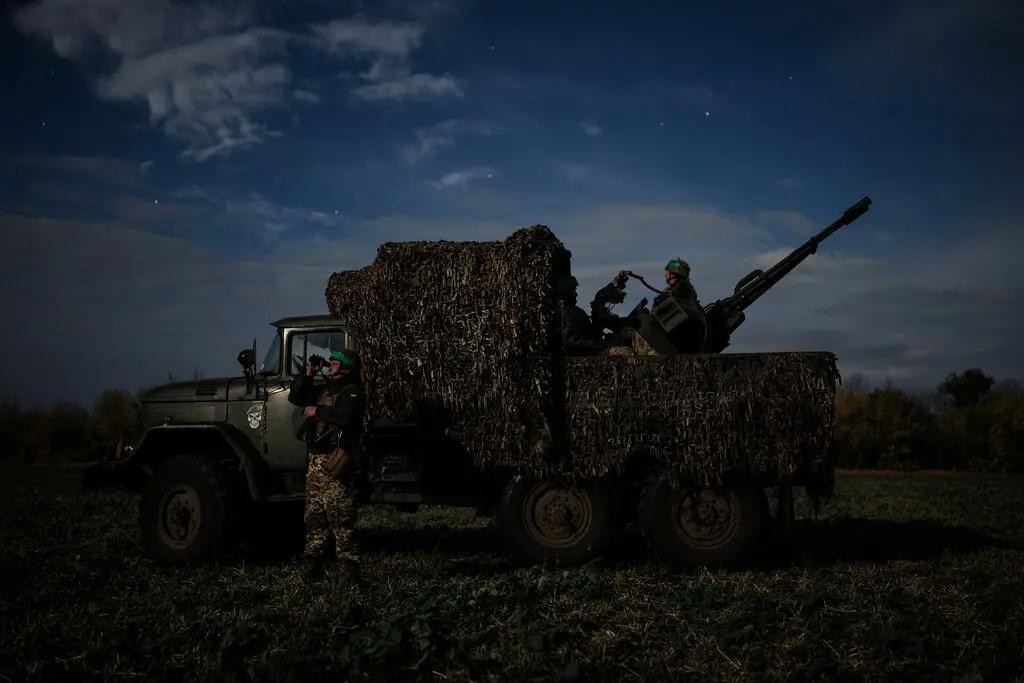 Cuộc đấu sách lược giữa Trump, Zelensky và Putin Hòa đàm hay hỏa lực sẽ thắng thế ở Ukraine.jpg