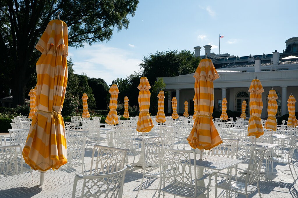 Ông Trump dát vàng Nhà Trắng Đập tường, lát đá Vườn Hồng, xây ballroom hàng trăm mét vuông 10.jpg