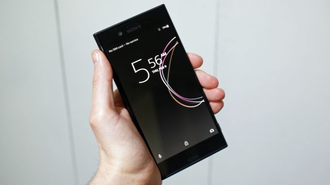 Sony Xperia XZs: Chưa phải cao cấp nhưng đã vượt mặt smartphone tầm trung - ảnh 3
