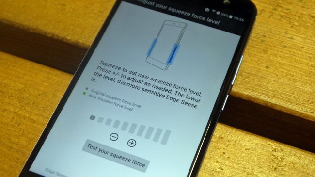 Đánh giá HTC U11: Độc đáo nhưng chưa đủ hấp dẫn - ảnh 3