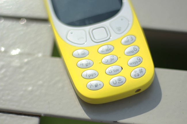 Nokia 3310: Có gì hay mà cháy hàng? - ảnh 8
