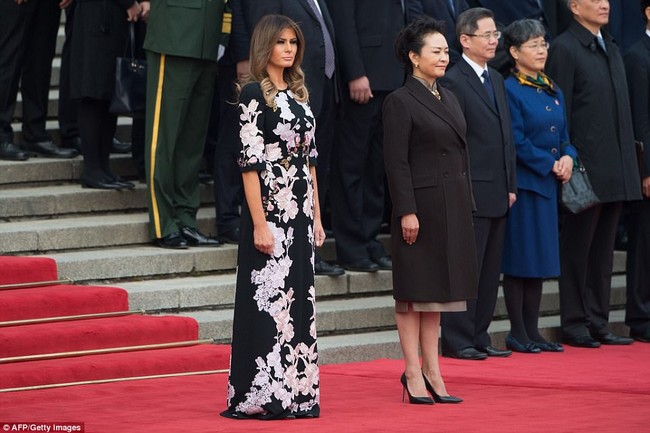 Trung Quốc trải thảm đỏ và ‘núi thỏa thuận’ 250 tỷ USD đón ông Trump - ảnh 9